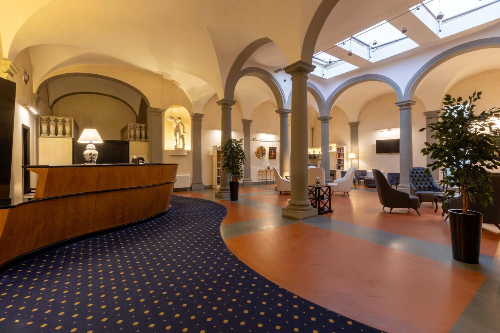 Relais Hotel Centrale "Dimora Storica" Florence Buitenkant foto